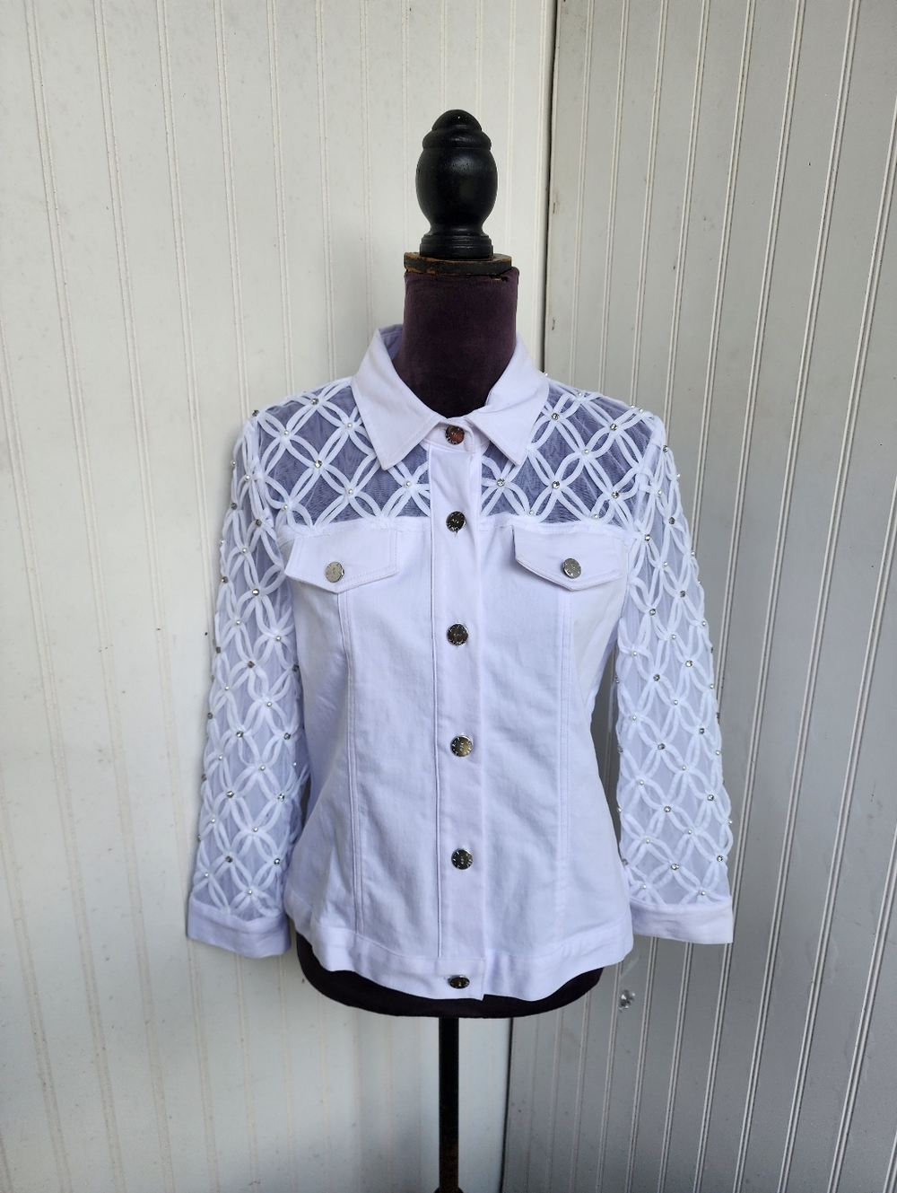 NWT AZI "Renee" White Denim JacketLace Sheer Sleeves Stretch Sz M - Picture 3 of 16